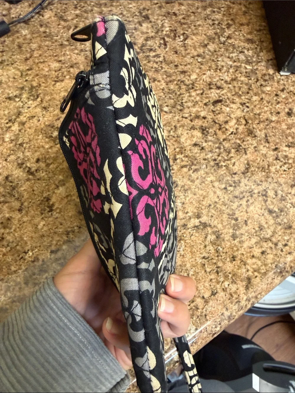 retired/ vintage Vera Bradley Black, Pink & Cream Quilted Wristlet